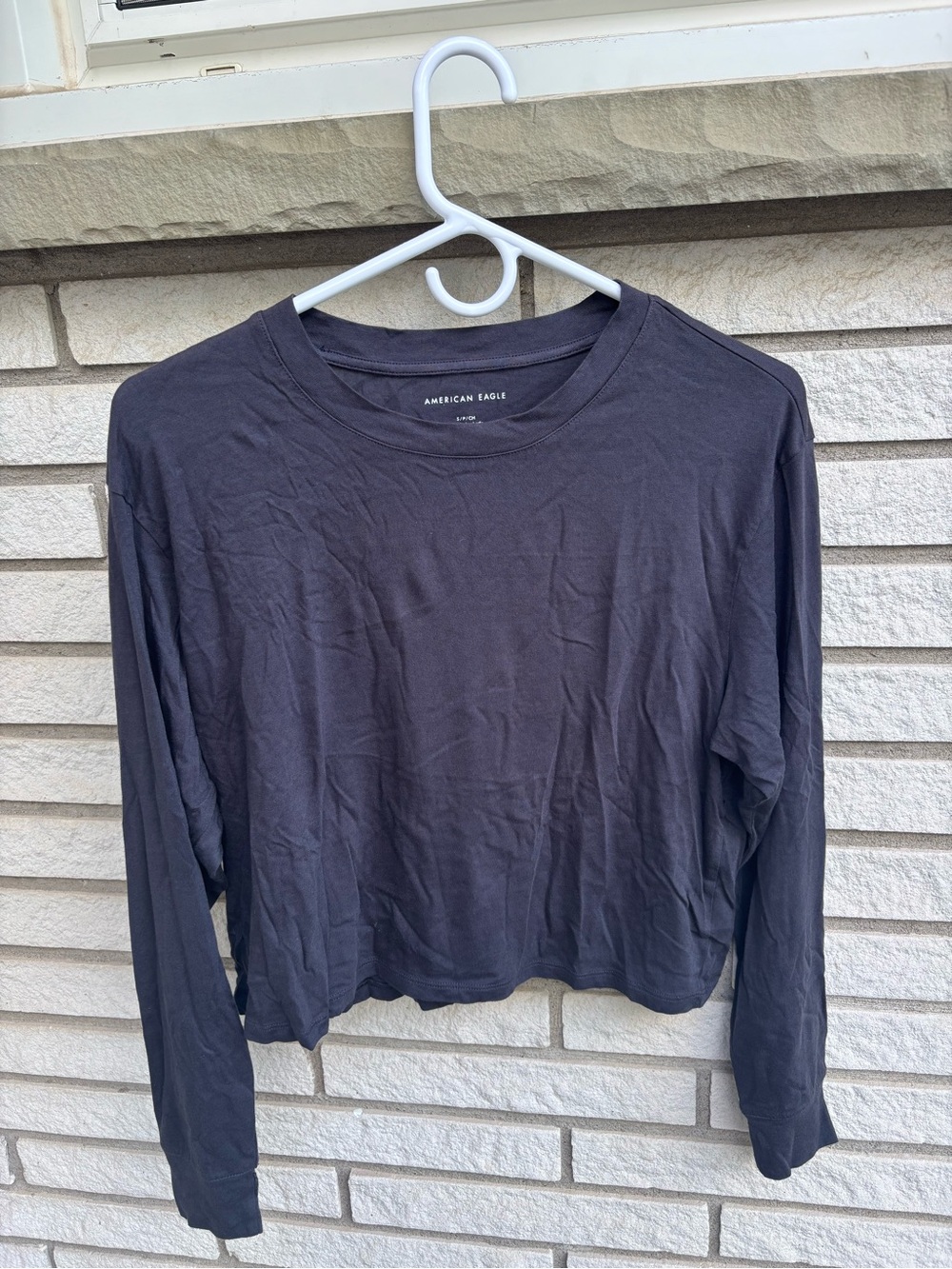 American Eagle AE Boxy Cropped Long Sleeve T-Shirt Washed Black Size S